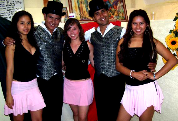 HERMANOS.jpg